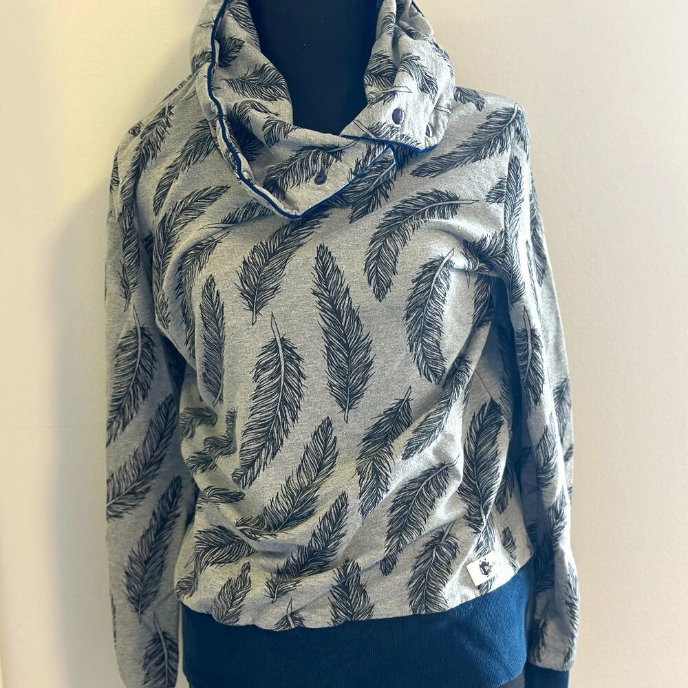 Super Funky Chunky Sweatshirt from Germany - Size M